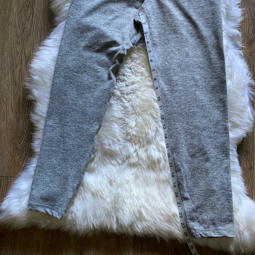 Old Navy Active Go Dry Legging Gray ankle size M